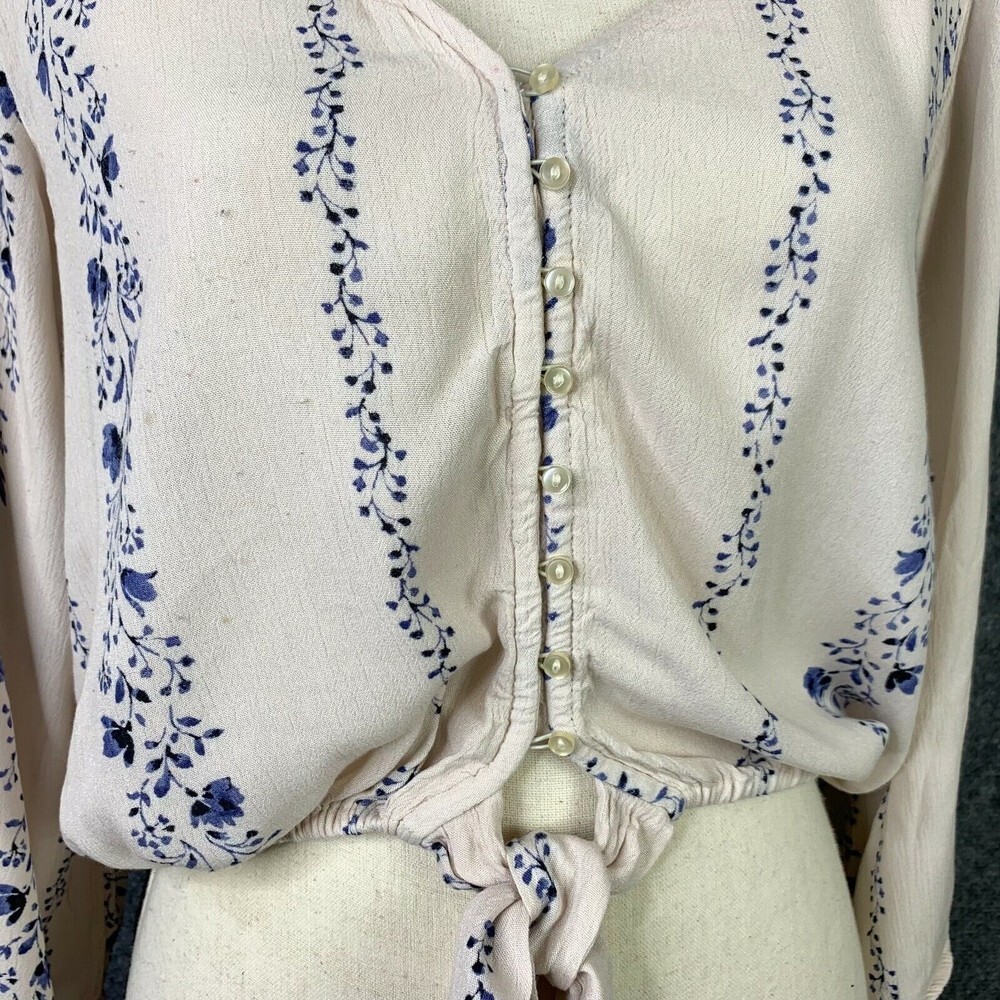 American Eagle Outfitters Cream and Blue Blouse - Picture 6 of 10